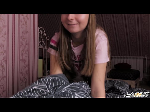 ❤️ Blondie анын BFF анын терең соруп жана анын оозуна сперма алат ️ Сонун порно ky.purchasexz.top